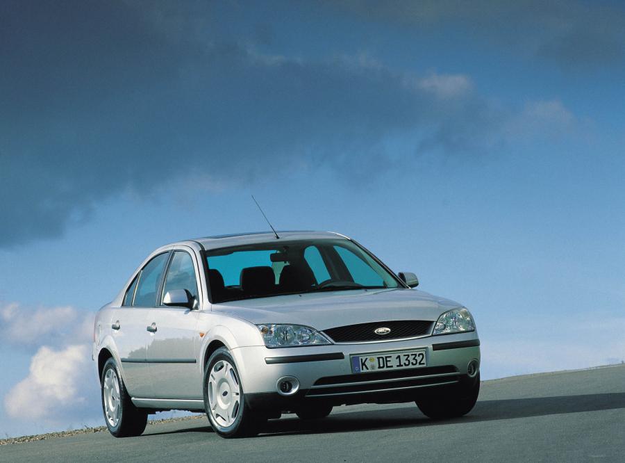 Ford Mondeo 2000 года  (фото 23 из 79)